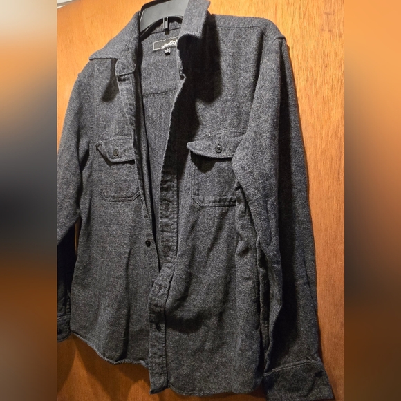 Coastal Soft Men's Gray 100% Cotton Button Down Shirt SzL - Picture 3 of 6